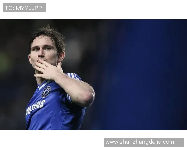 光头足球球星的传奇之路：从草根到世界舞台的荣耀与坚持